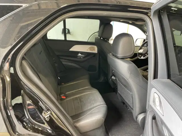 Mercedes-Benz Gle view 15
