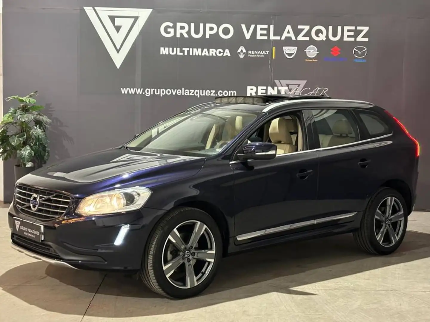 Volvo XC60 D3 Momentum Aut. 150 Azul - 1