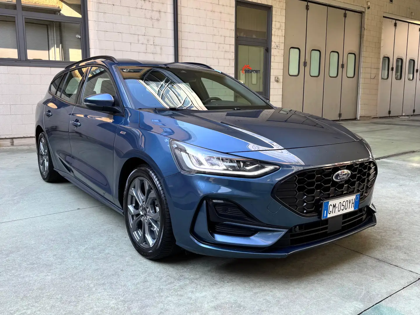 Ford Focus SW 1.0 ecoboost h ST-Line 125cv powershift - 1