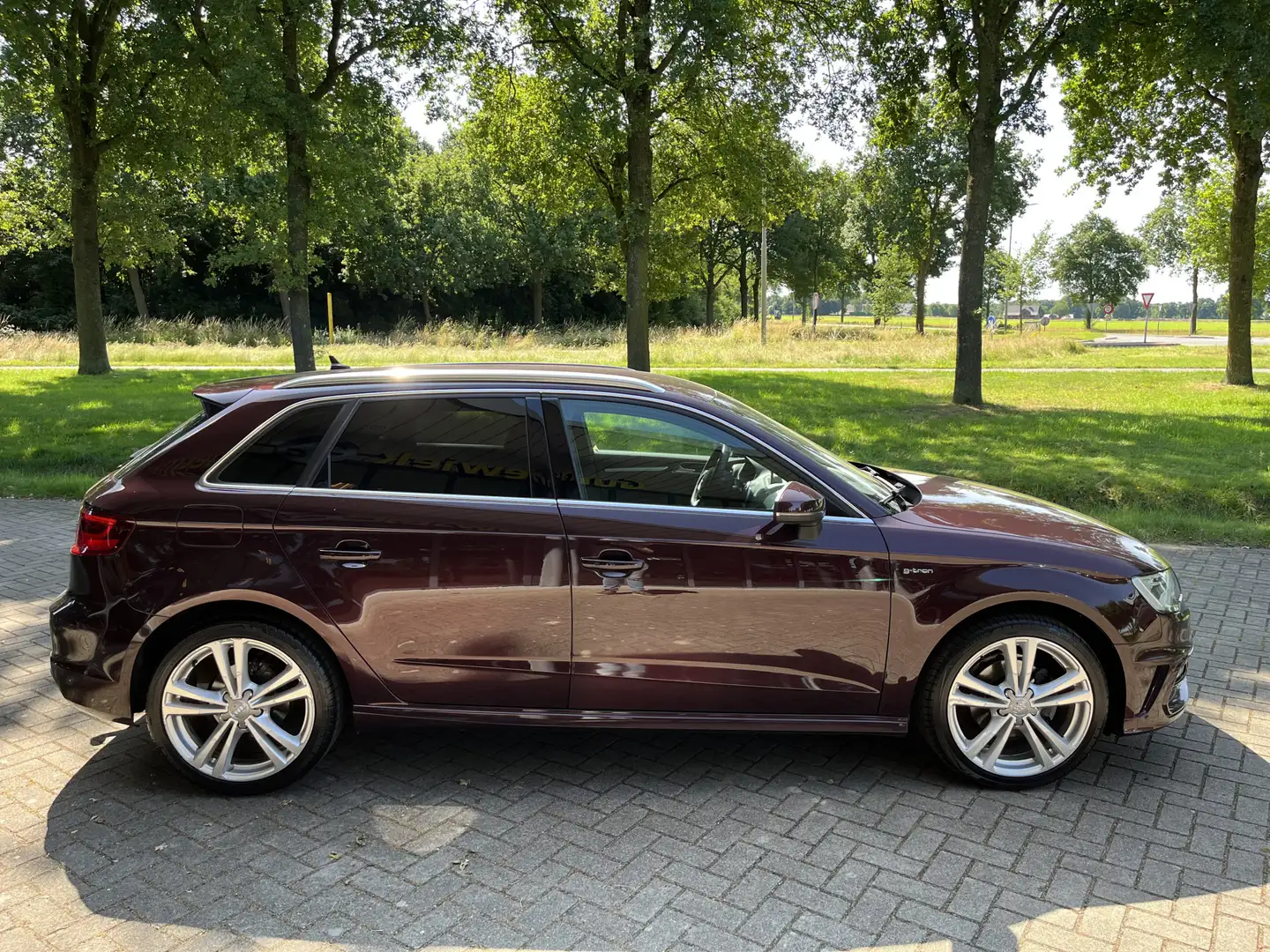 Audi A3 Sportback 1.4 TFSI Ambition Pro Line S g-tron | AU Red - 2