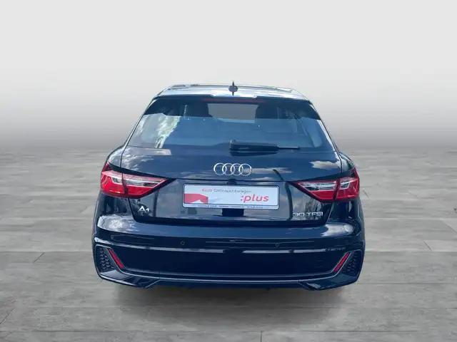 Audi A1 view 4