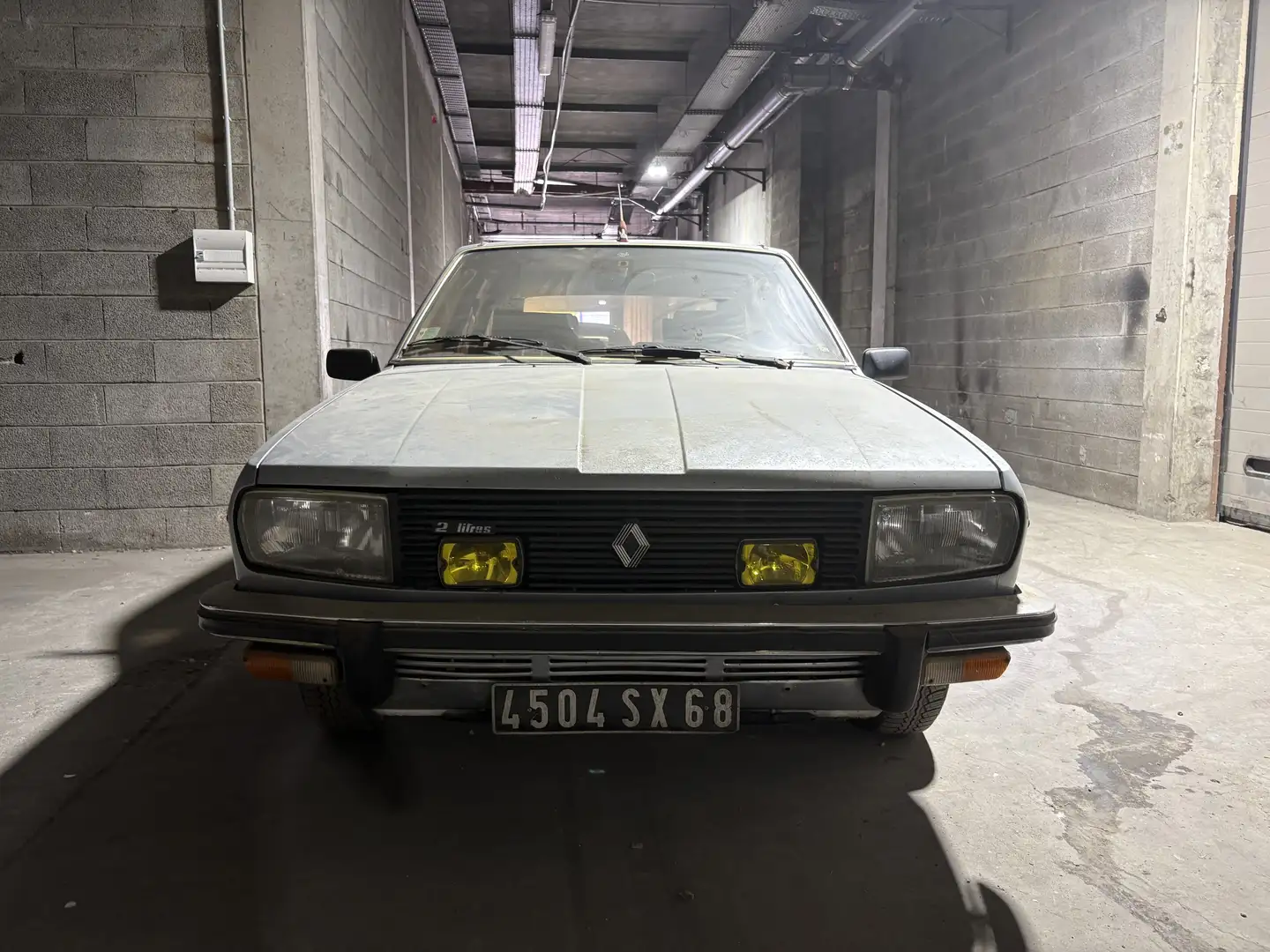 Renault R 20 - 2