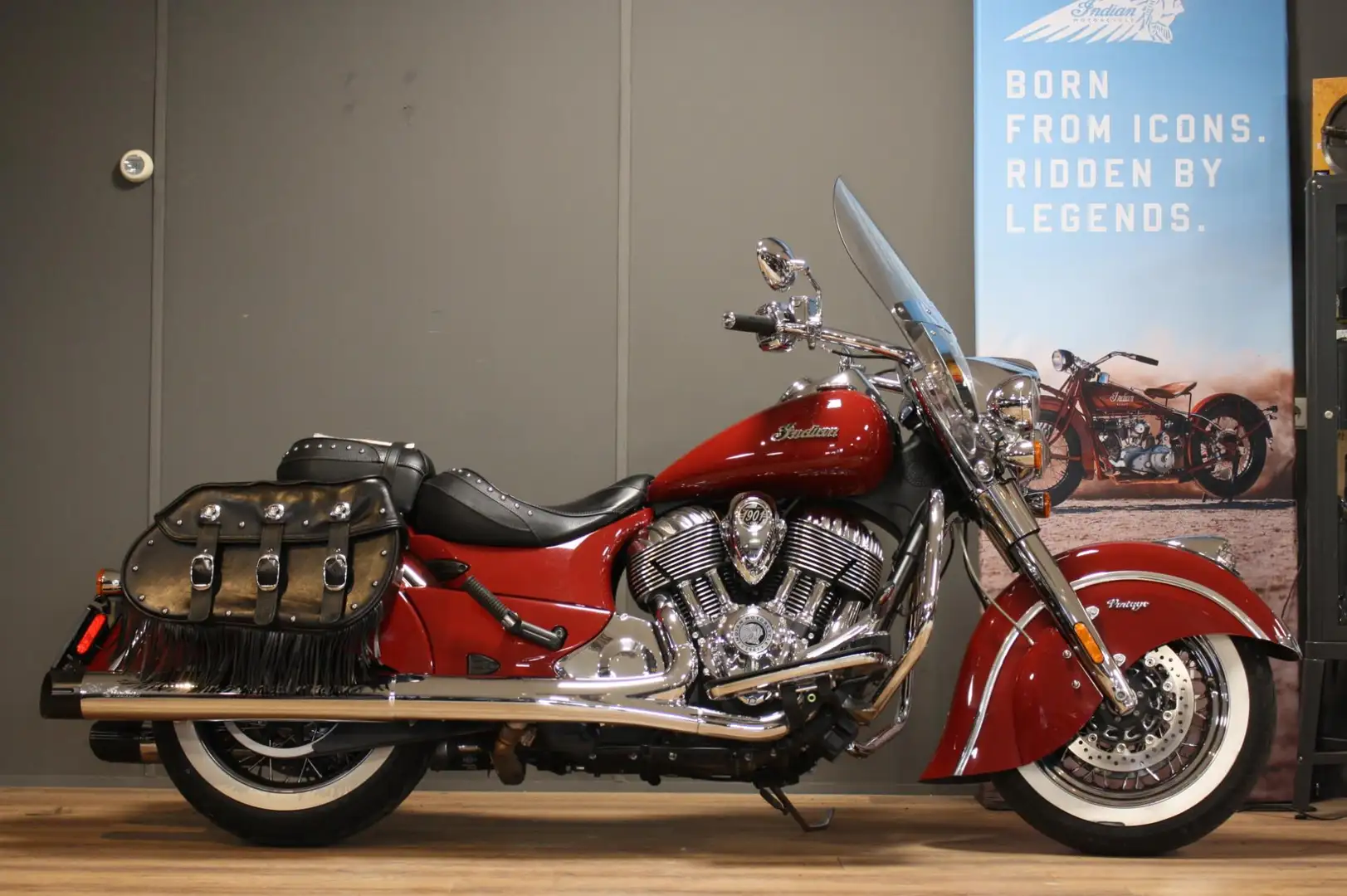 Indian Chief Chopper 111 Vintage , 24 maanden garantie! Red - 2