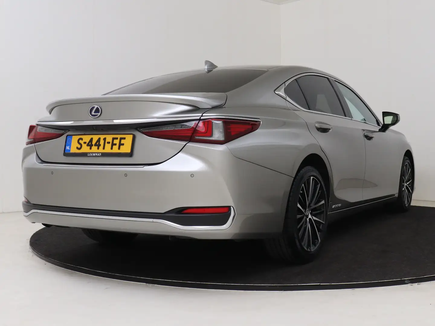 Lexus ES 300 300h Preference Line Limited | Sunroof | Elektrisc Gris - 2