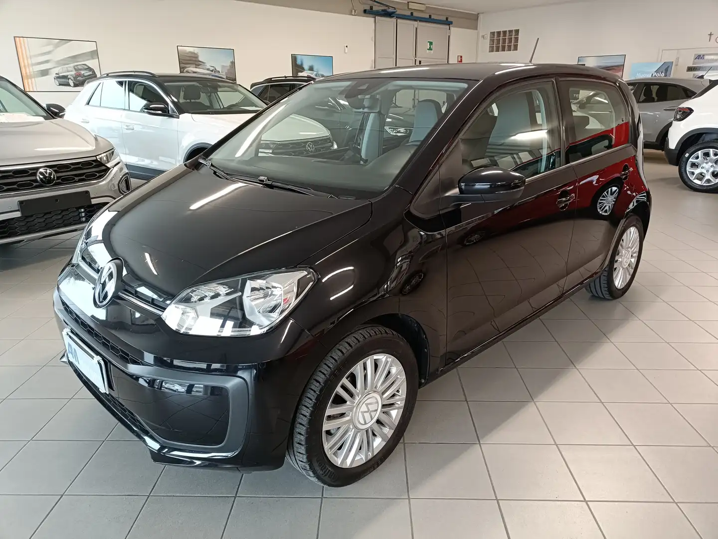 Volkswagen up! up! 5p 1.0 eco Move 68cv my20 Schwarz - 1