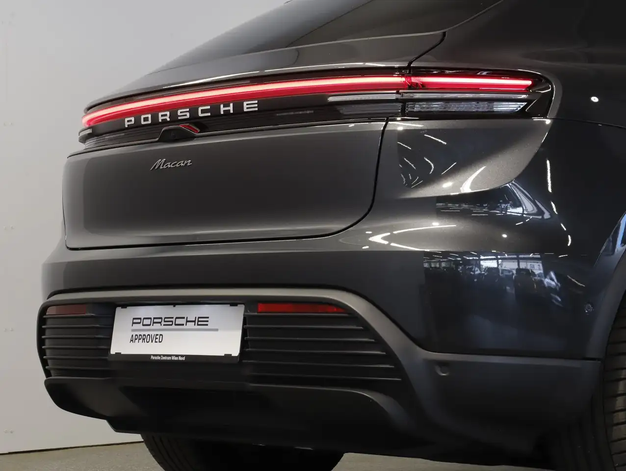 Porsche Macan 2026 — фото 10