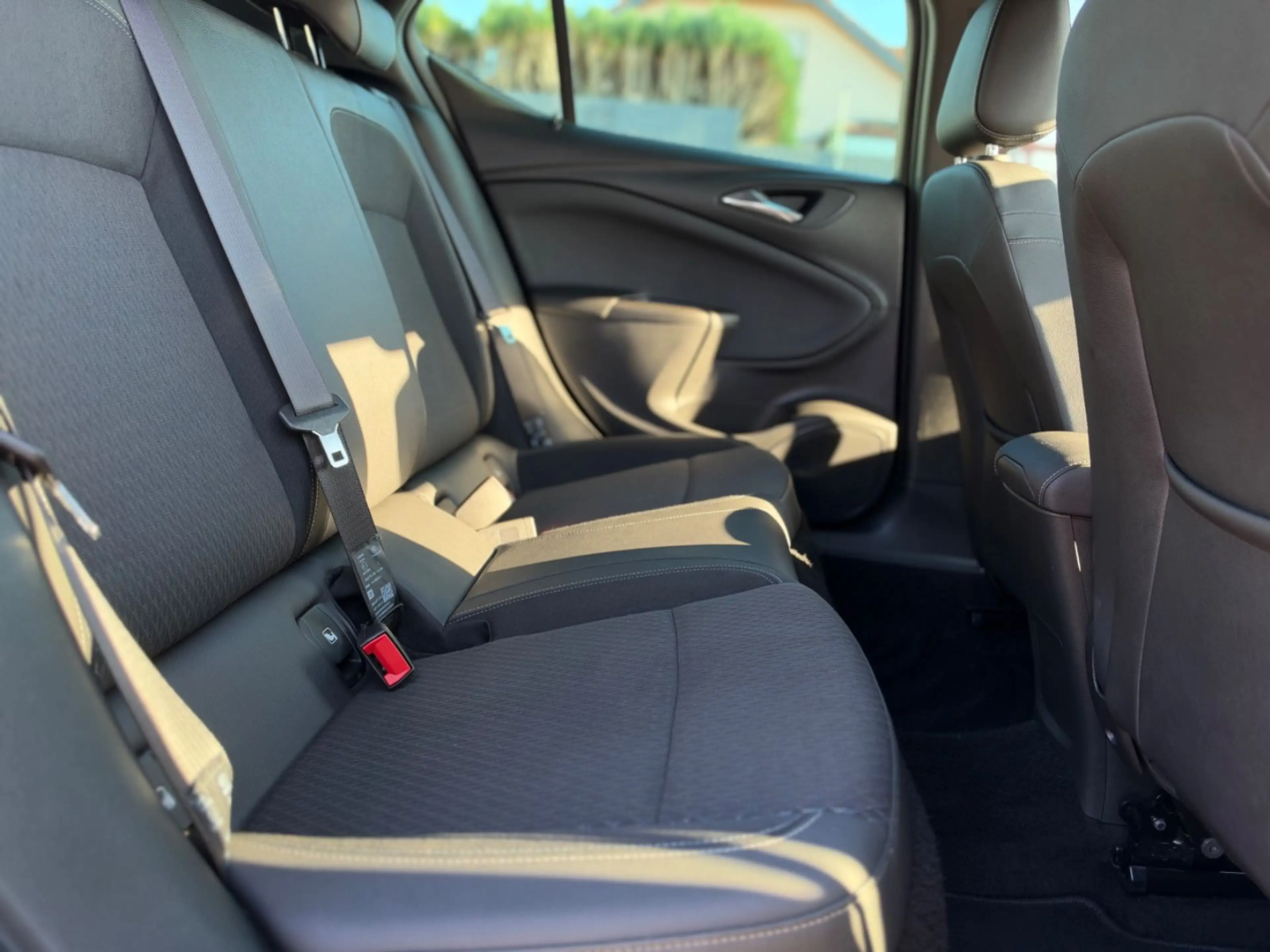 Opel Astra K Lim. 5-trg. Innov. *OPC*LED*Kamera*SHZ* — photo 13