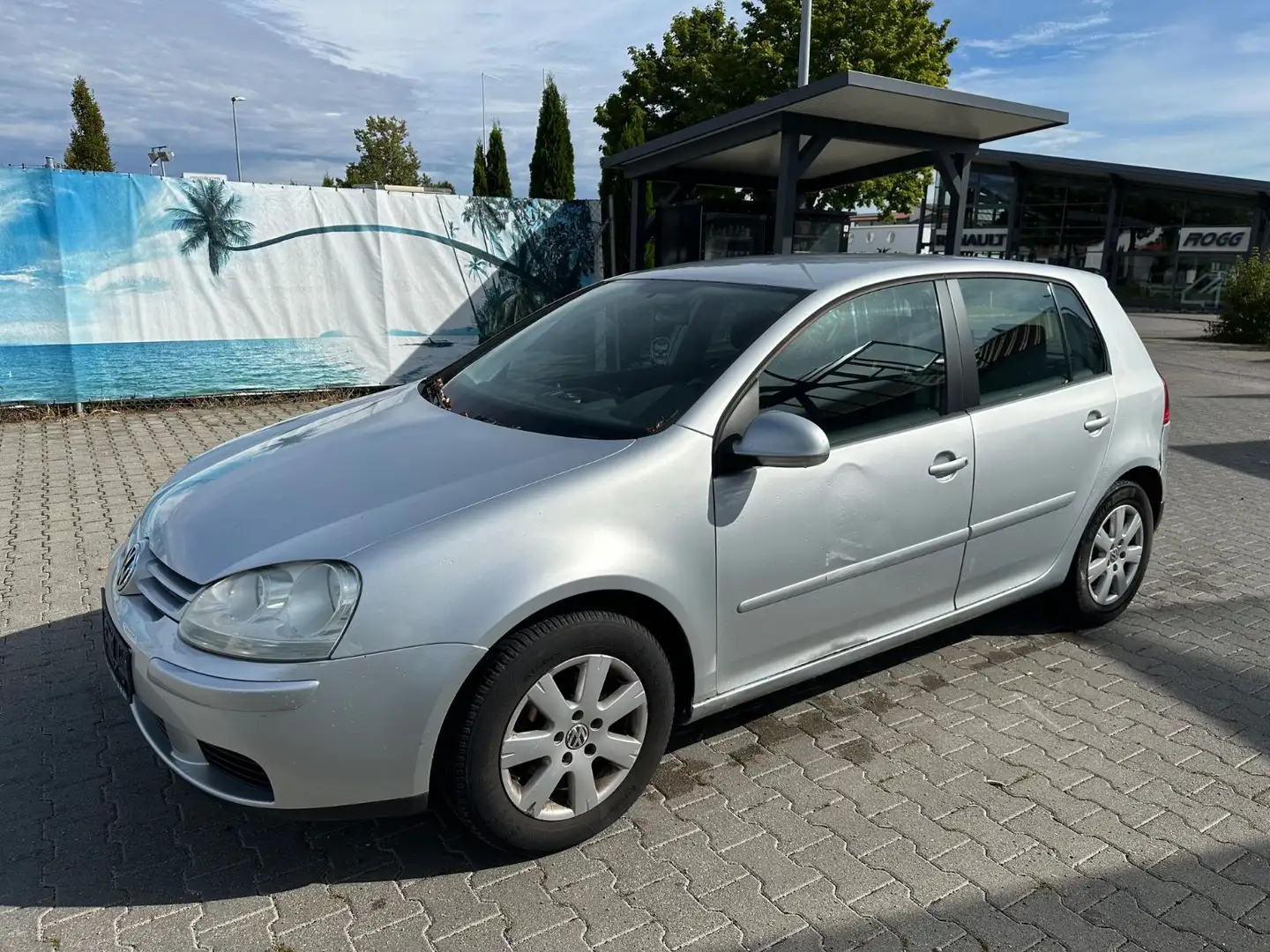 Volkswagen Golf V Lim. Comfortline / TÜV/AU bis 01-2026 / Klima Silber - 1