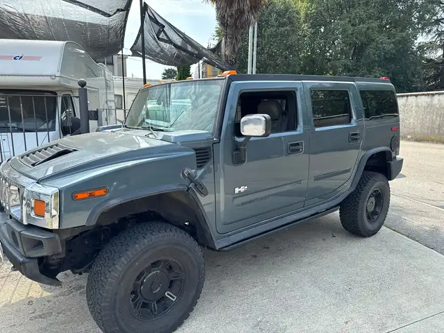 HUMMER H2 SUV