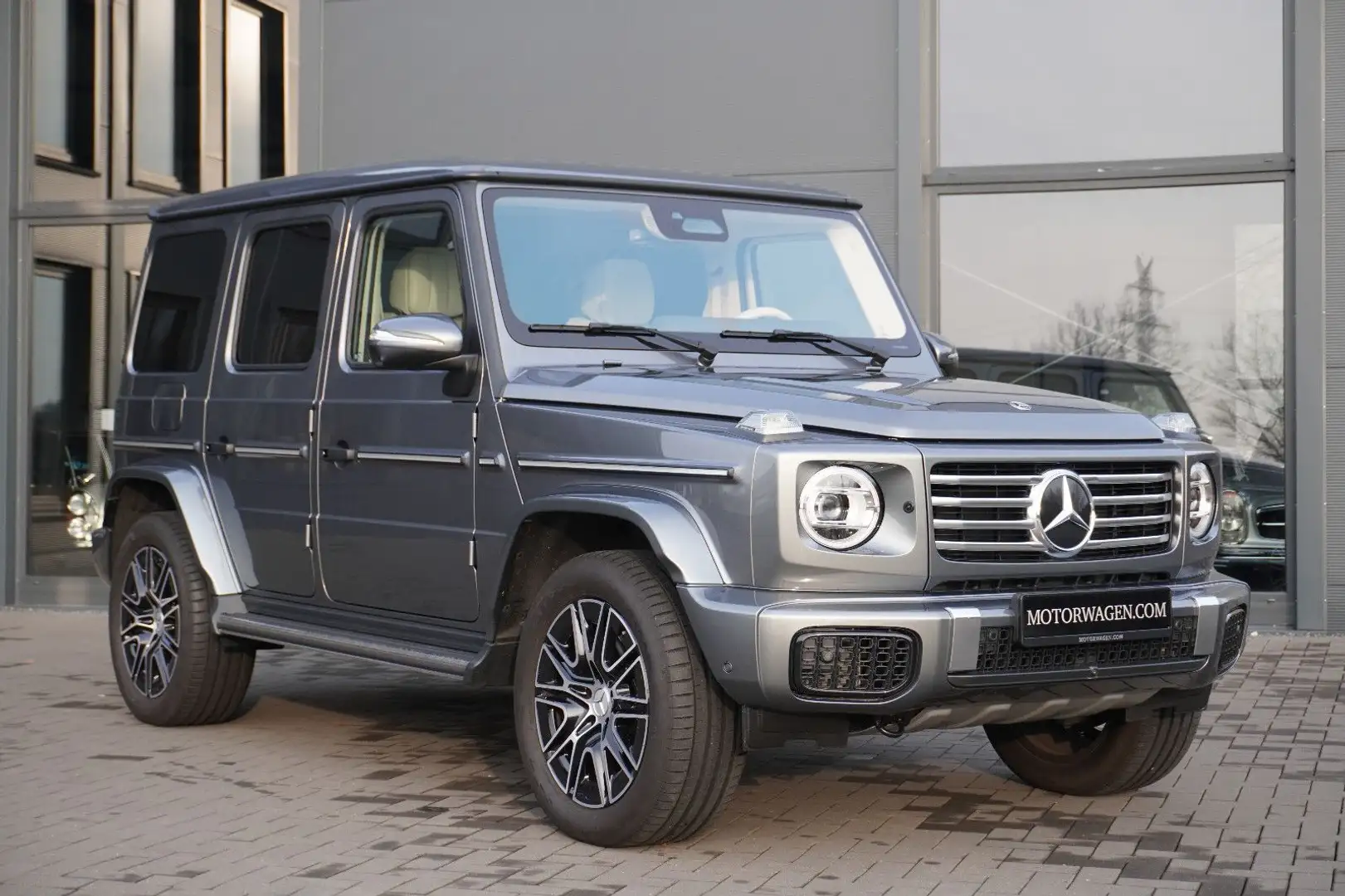 Mercedes-Benz G 450 d AMG Line,Superior, Gris - 2