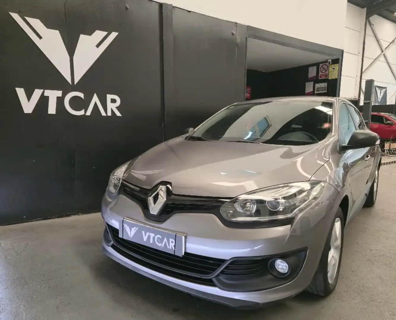 Renault Megane 1.2 TCE Energy GT Style S&S Gris - 2