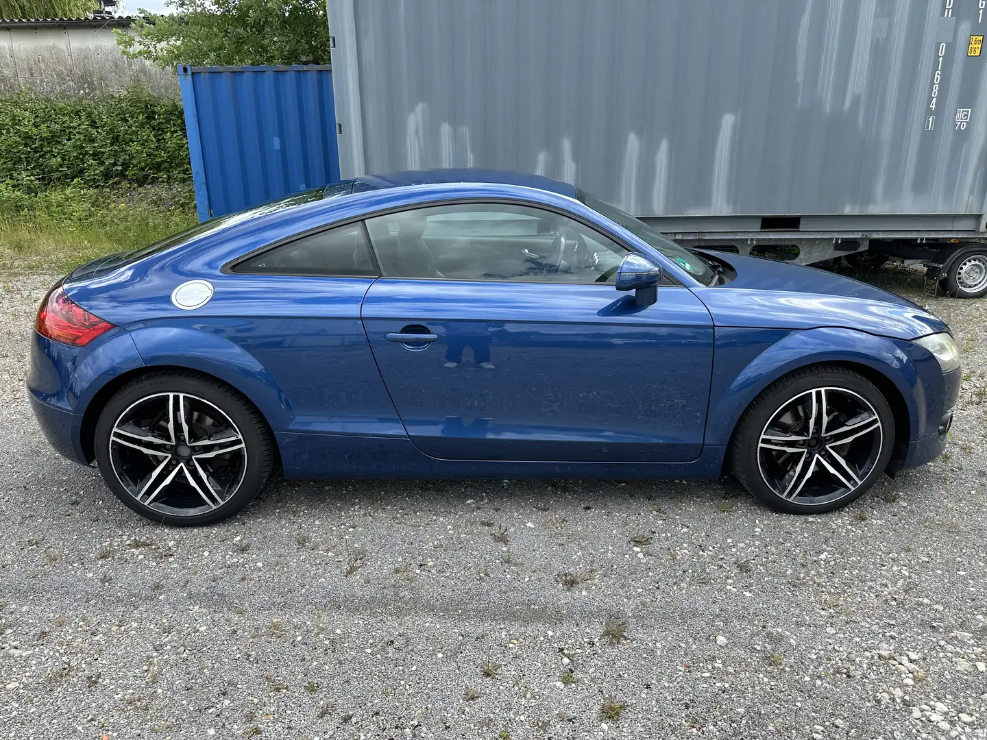 Audi TT Coupe 2.0 TFSI Blau - 1