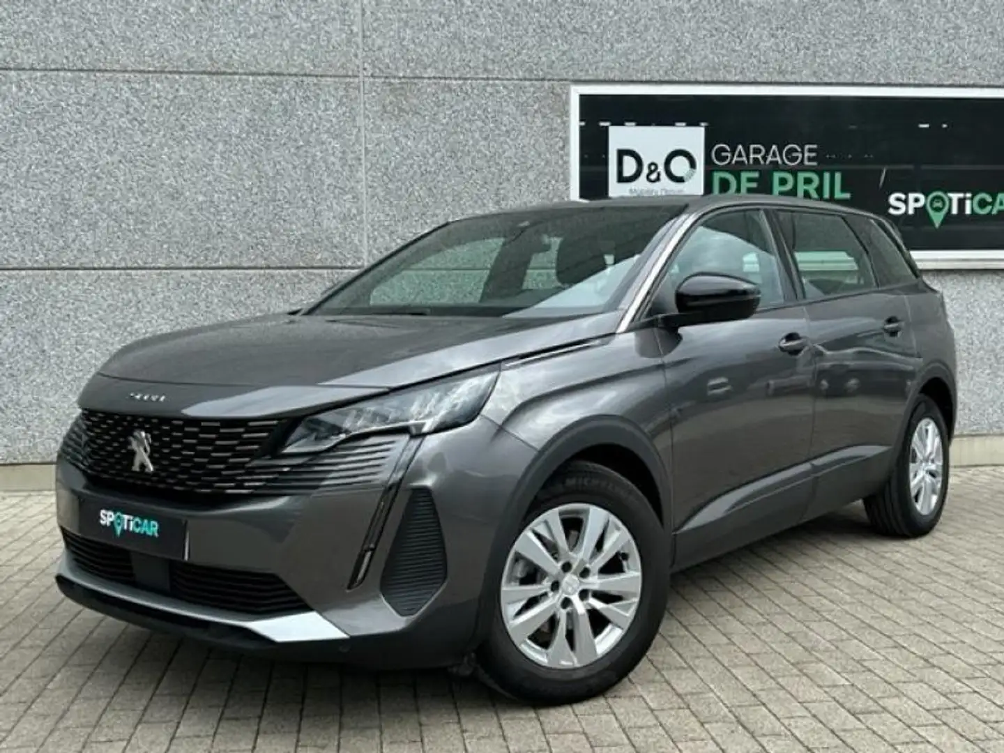 Peugeot 5008 ACTIVE Grijs - 1