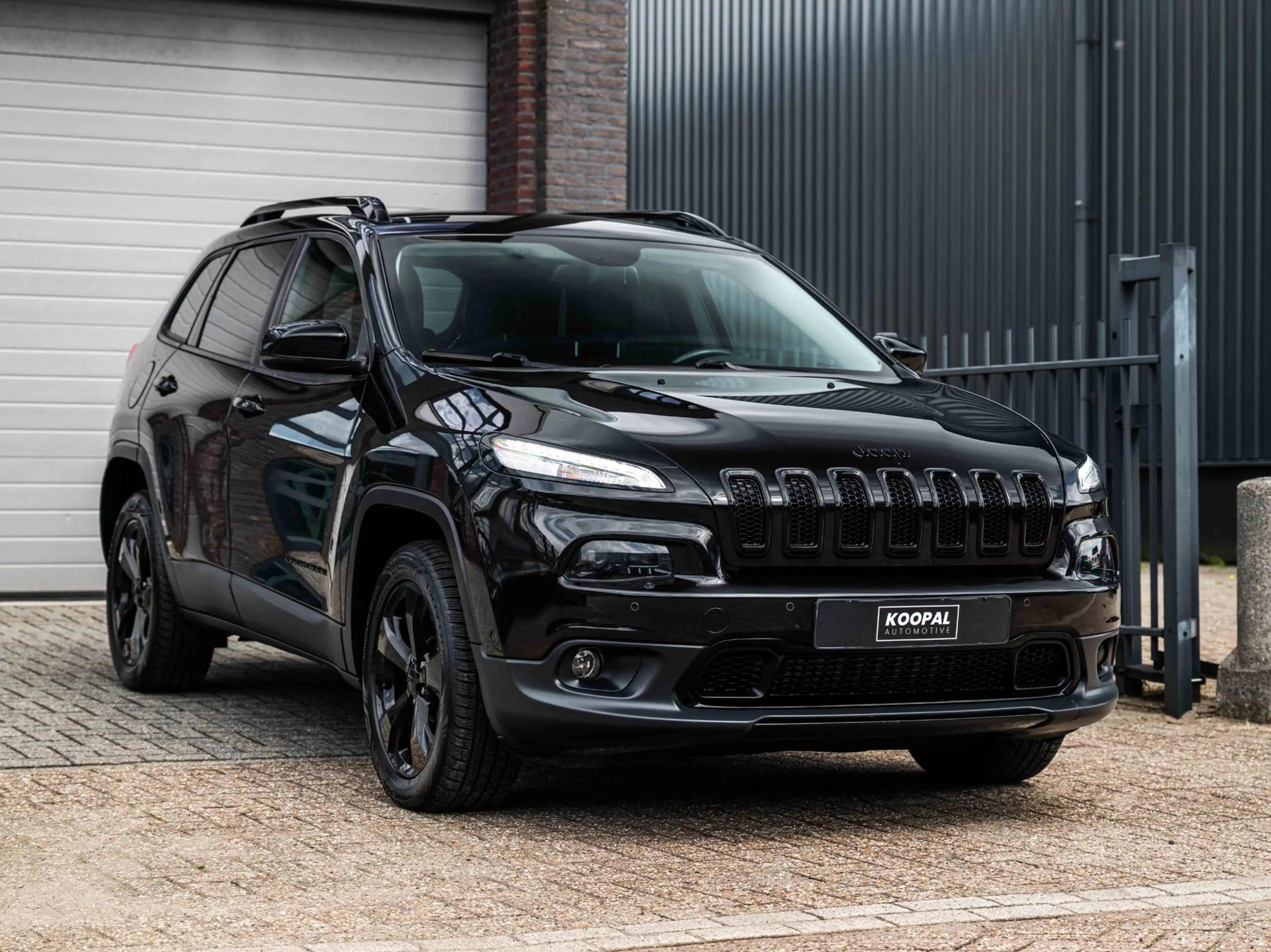 Jeep Cherokee 2.2 Night Eagle | Trekhaak | Bi-Xenon | €11.950 Ex — photo 9