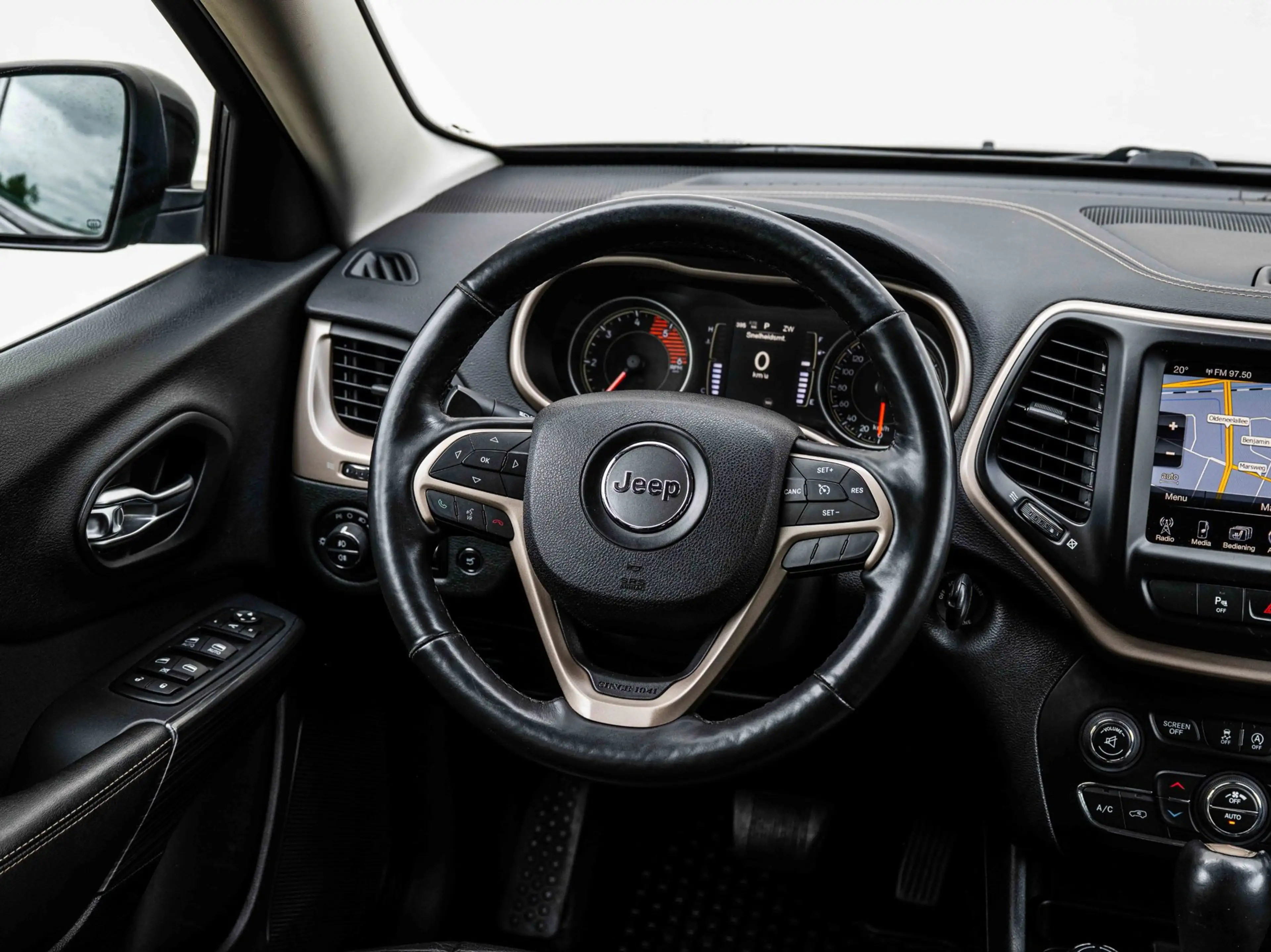 Jeep Cherokee 2.2 Night Eagle | Trekhaak | Bi-Xenon | €11.950 Ex — photo 4