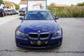 BMW 320 i Blau - thumbnail 2