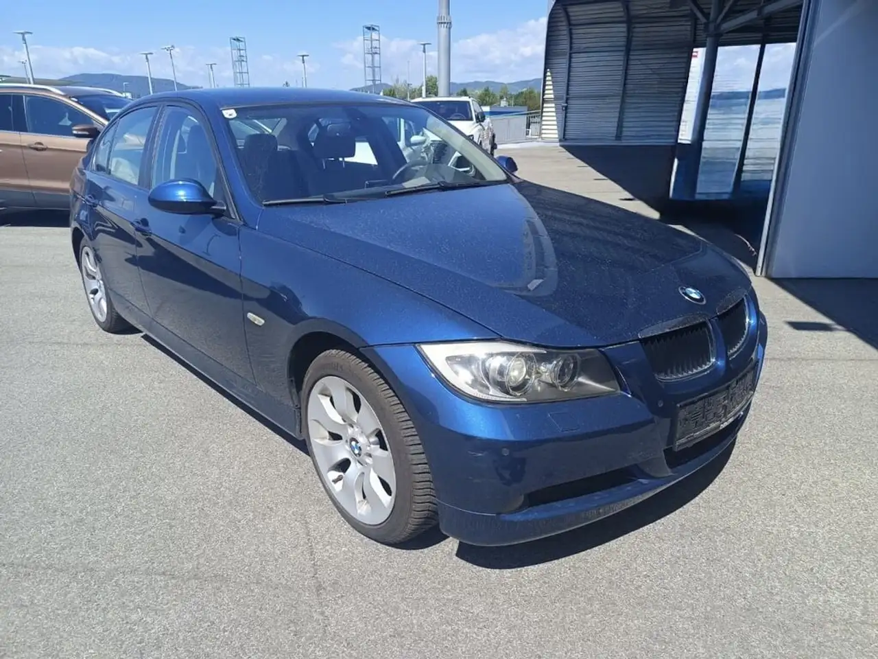 BMW 320