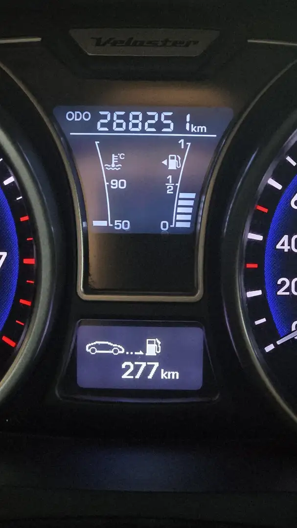 Hyundai VELOSTER 1.6 GDi - 2