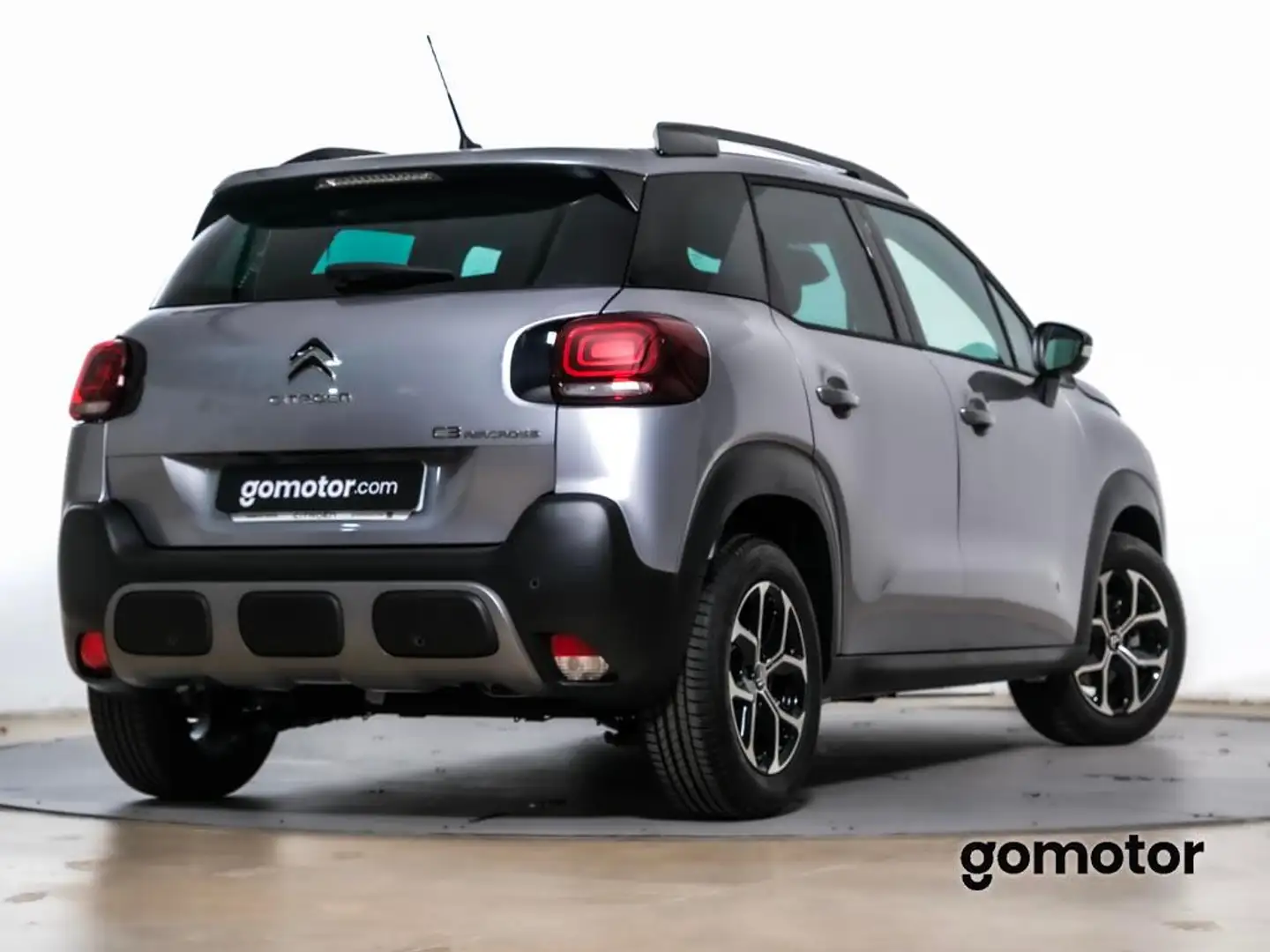 Citroen C3 Aircross PLUS 1.2 PURETECH 110 5P Gris - 2