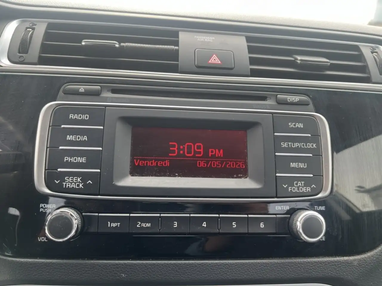 Kia Rio снимка Kia Rio