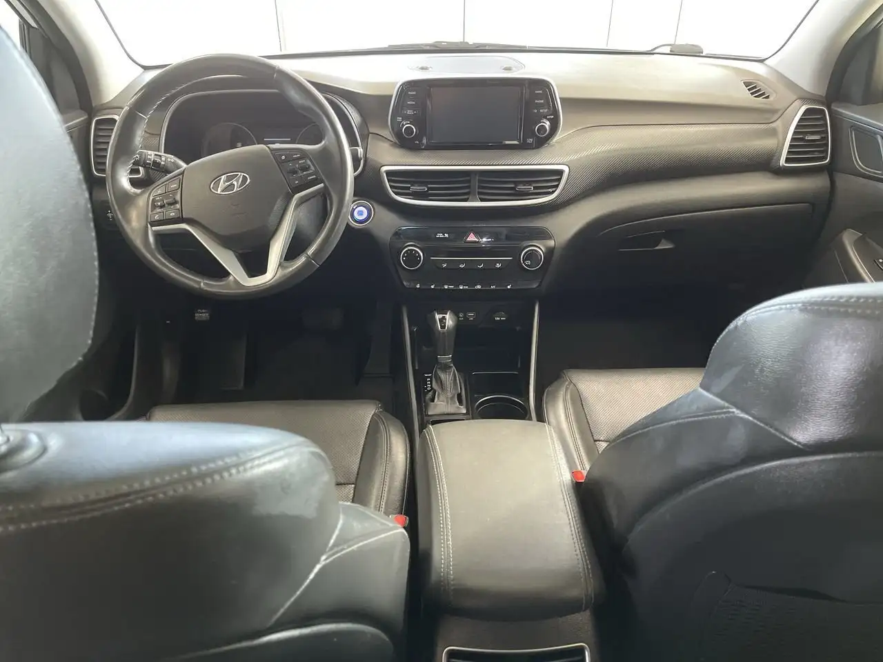 Hyundai TUCSON снимка Hyundai TUCSON