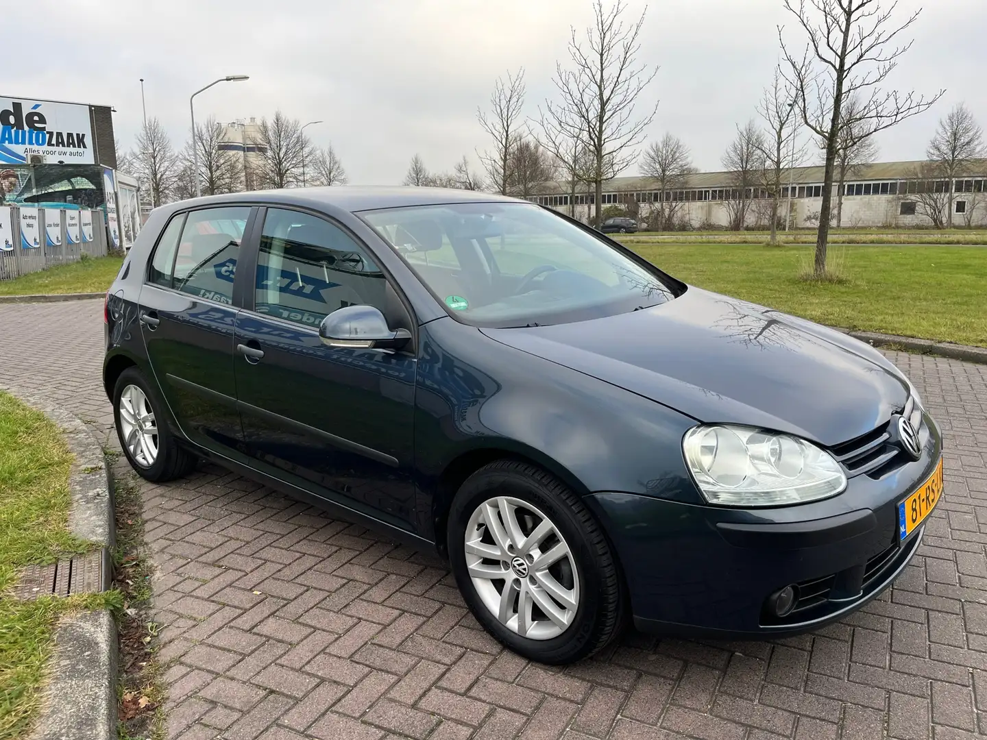 Volkswagen Golf 2.0 FSI Comfortline Incl NW Keuring Grigio - 2