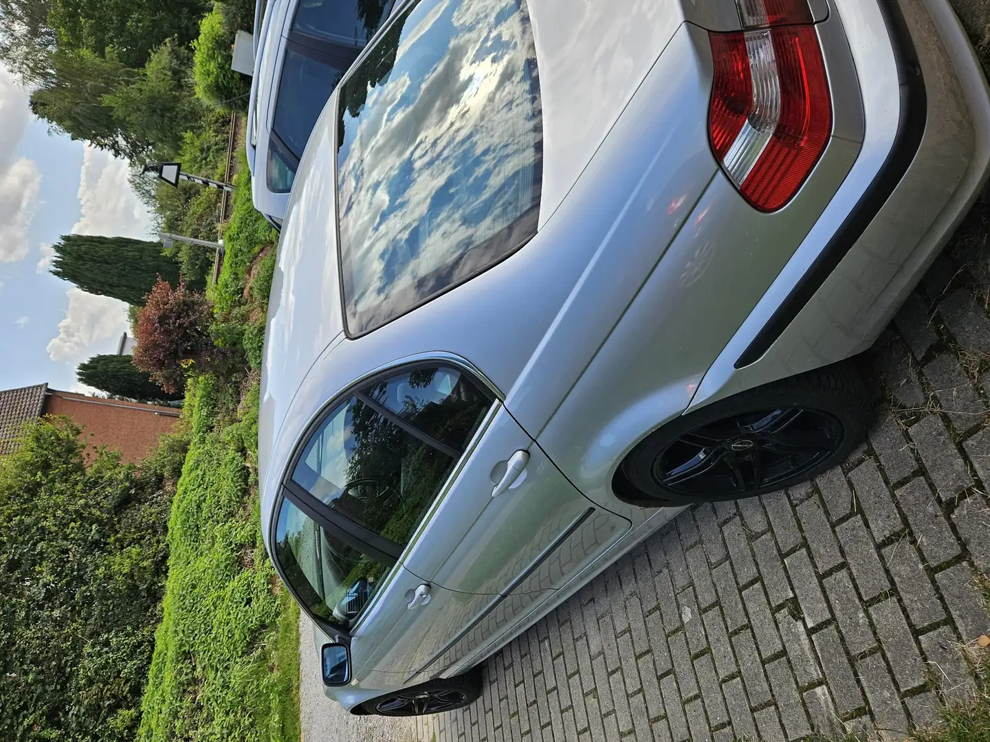 BMW 320 320i Grau - 2