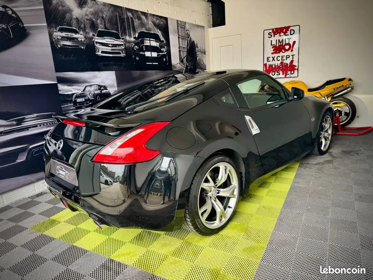 Nissan 370Z Coupé 3.7 V6 331 Pack BVM Negro - 2
