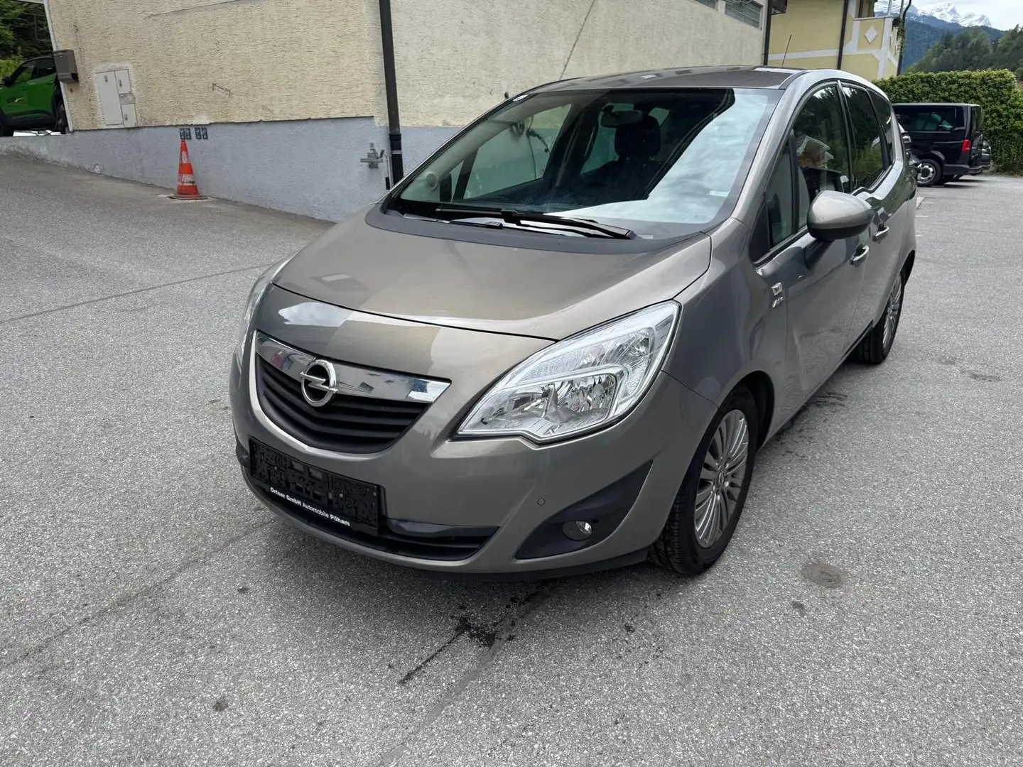Opel Meriva Active Bronze - 1