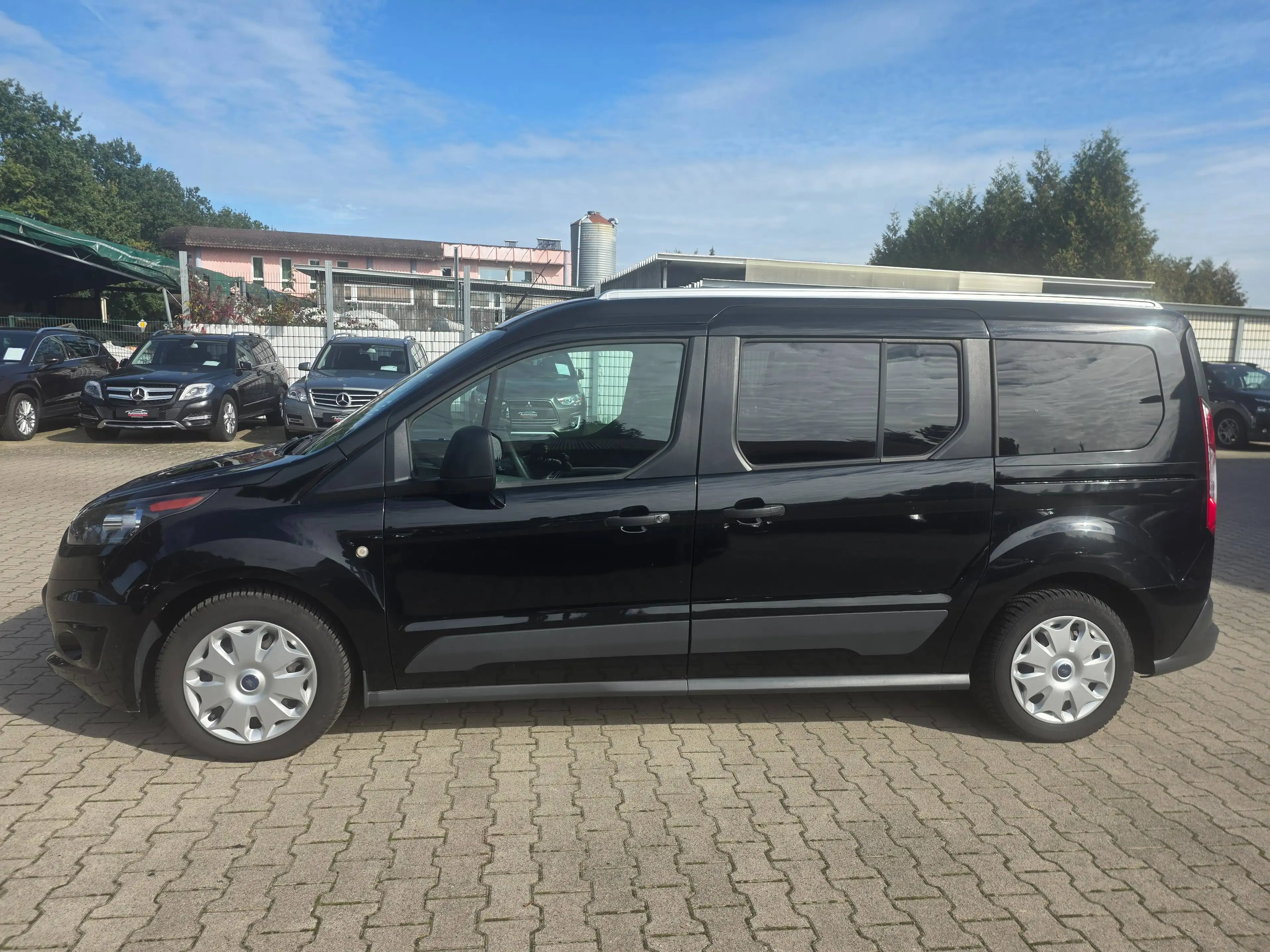 Ford Tourneo Connect Trend 7 Sitze / AC Auto. — photo 5