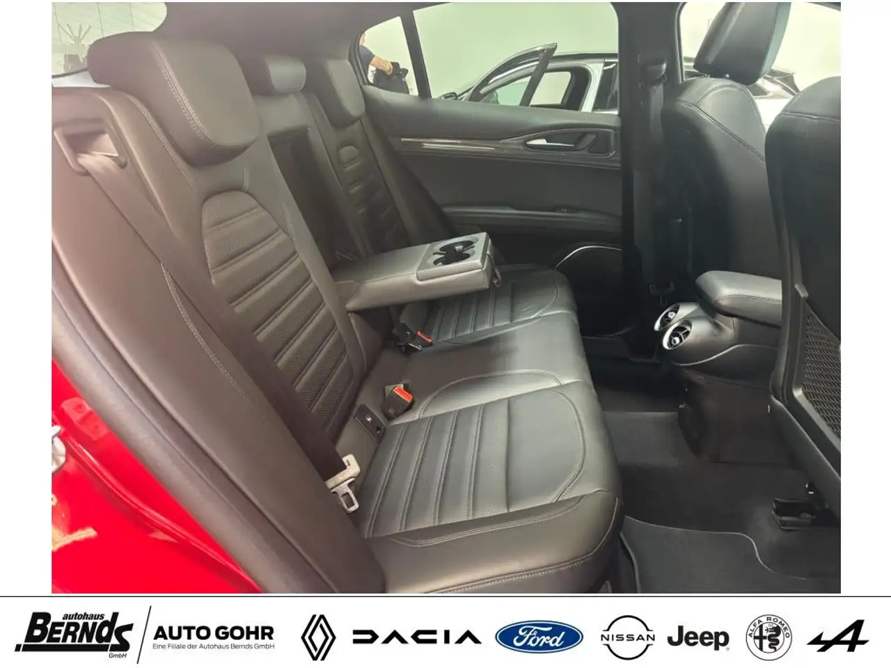 Alfa Romeo Stelvio 2022