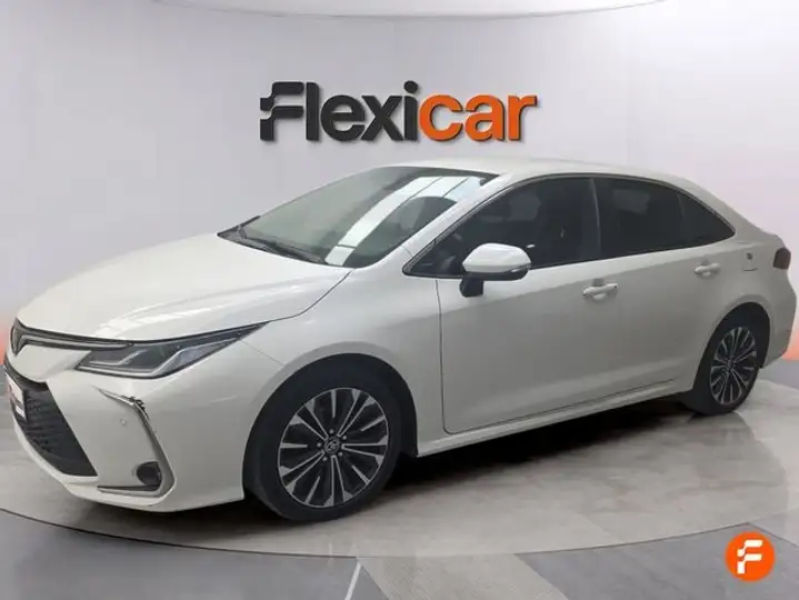 Toyota Auris 2025, foto 3
