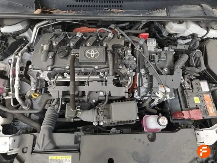 Toyota Auris 2025, foto 27
