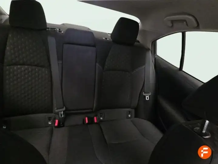 Toyota Auris 2025, foto 23