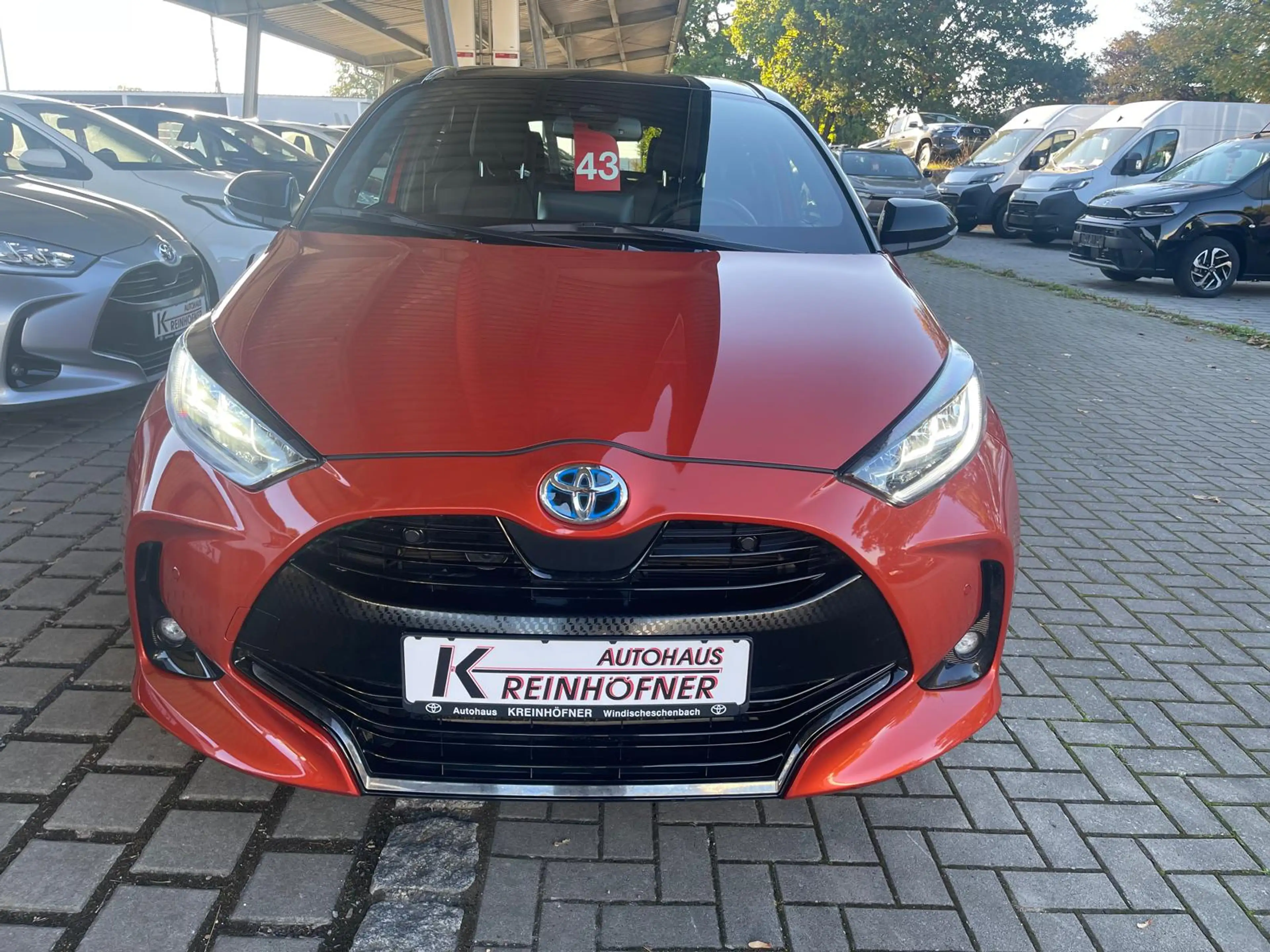Toyota Yaris 5-Türer Hybrid 1.5 VVT-i Style *TECHNIK+NAVI+JBL+HUD* — photo 2