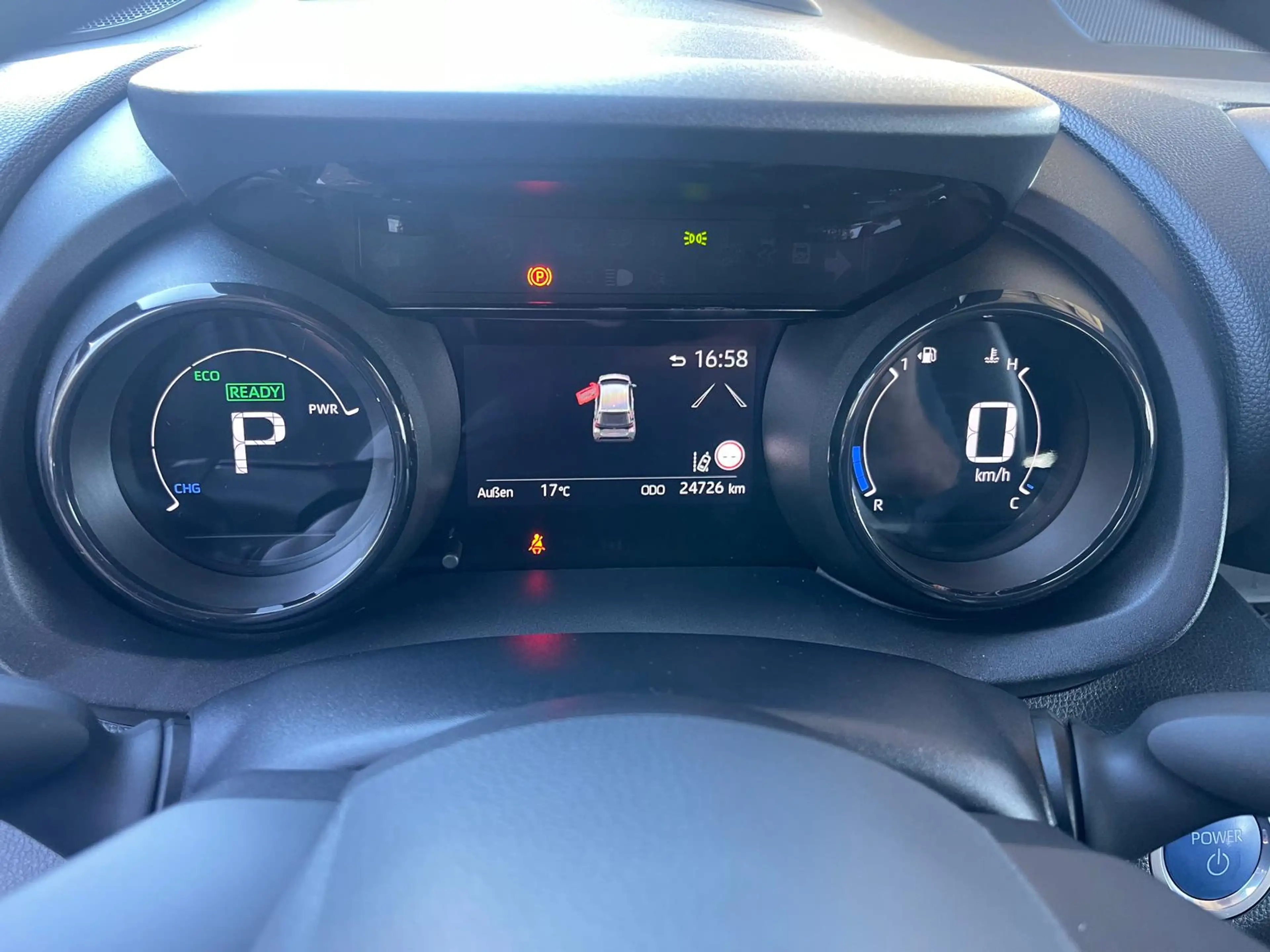 Toyota Yaris 5-Türer Hybrid 1.5 VVT-i Style *TECHNIK+NAVI+JBL+HUD* — photo 11