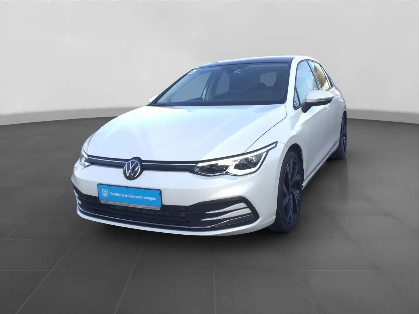 Volkswagen Golf 2.0 TDI DSG MOVE UPE58 LM18 PANO AHK ST.HEI Weiß - 2