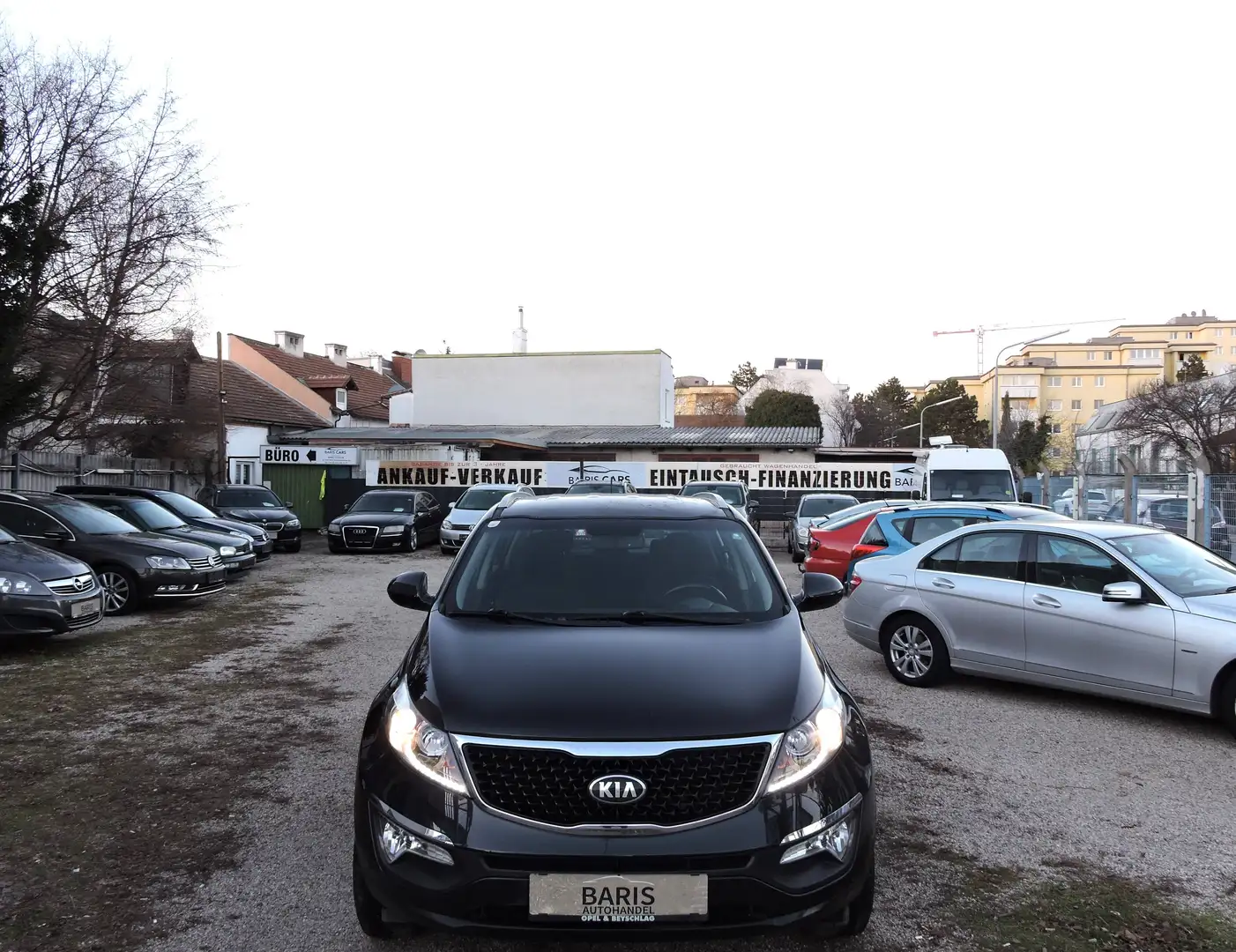 Kia Sportage Sportage Titan 1,7 CRDi 2WD Titan Schwarz - 1