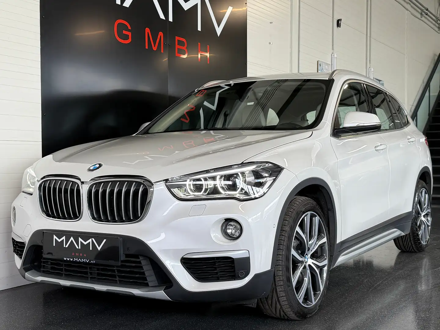 BMW X1 xDrive 25d xLine Aut. Tausch mgl. Wit - 1
