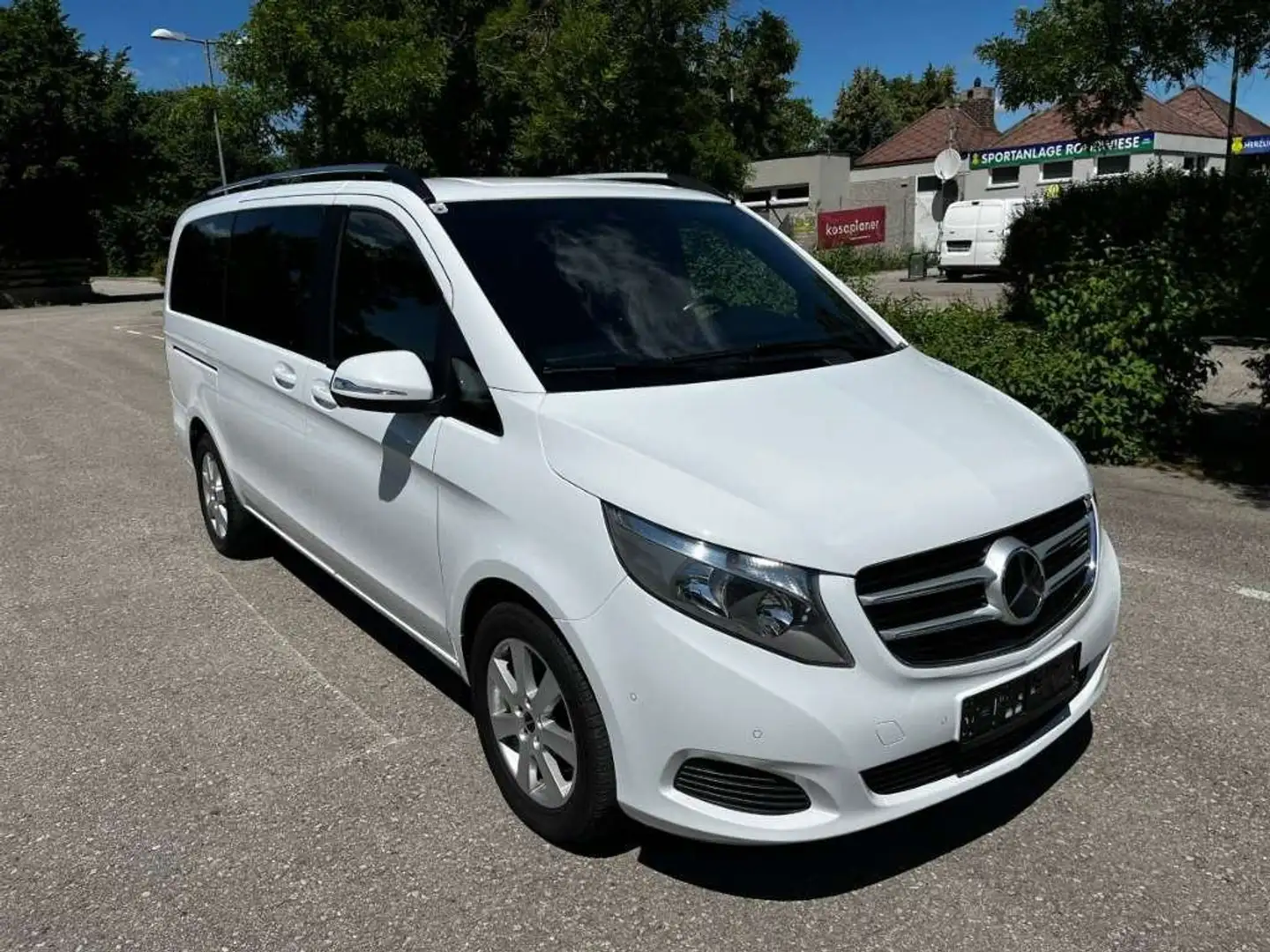 Mercedes-Benz V 250 V 250 BlueTEC Avantgarde A-Edition lang Avantgarde Schwarz - 2