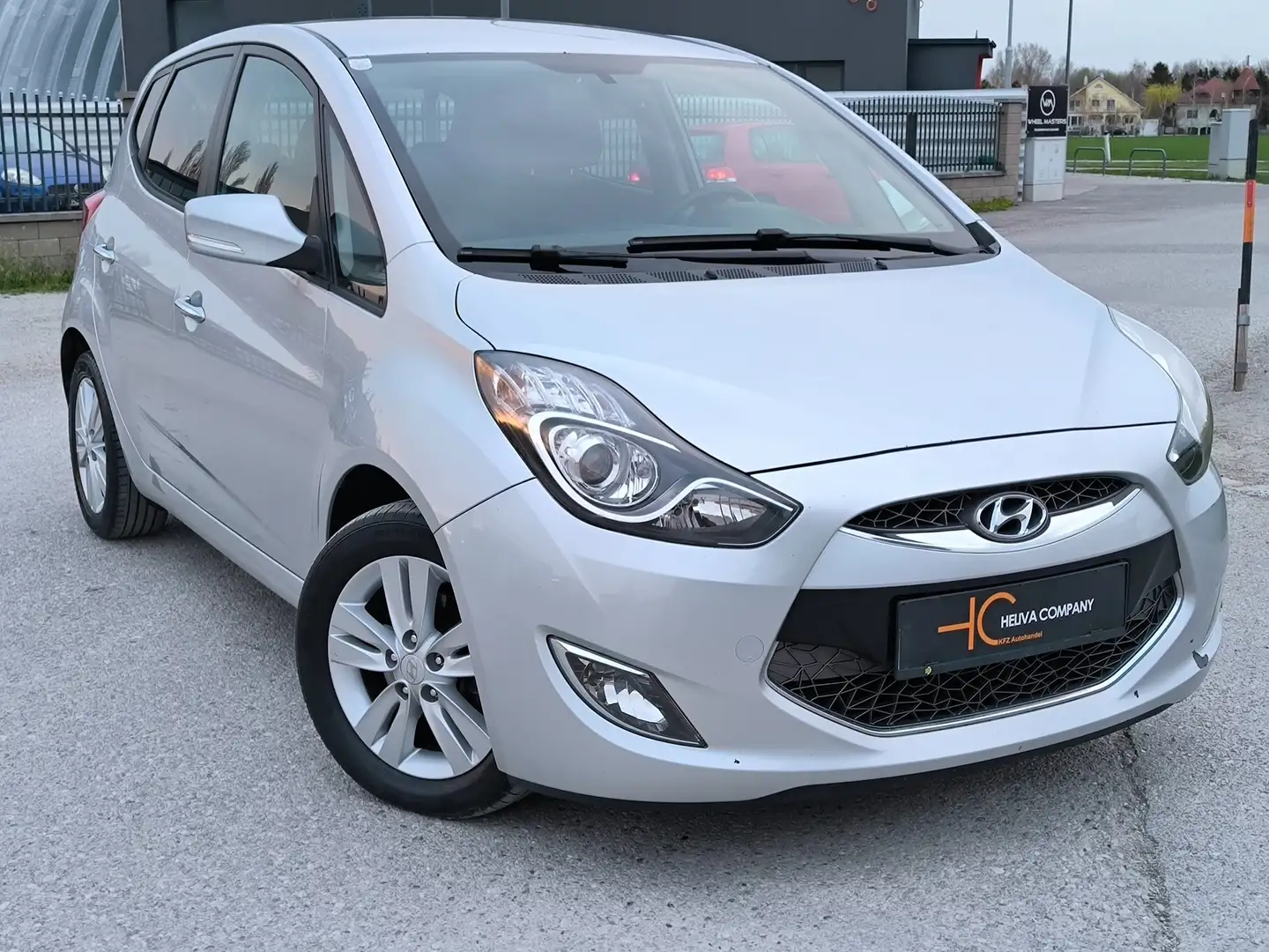 Hyundai iX20 iX20 1,4 CRDi Grau - 1