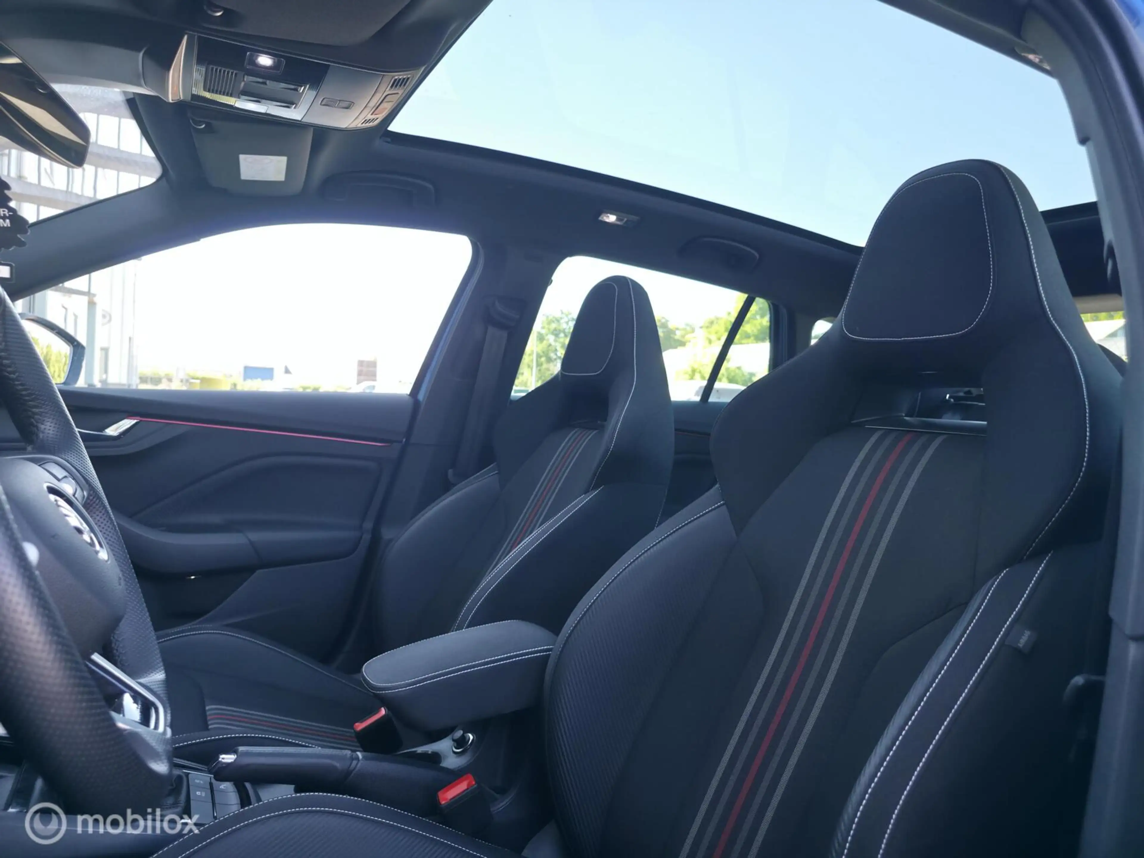 Skoda Scala 1.5 TSI ACT Monte Carlo / Pano / Cam. / Carplay — photo 7