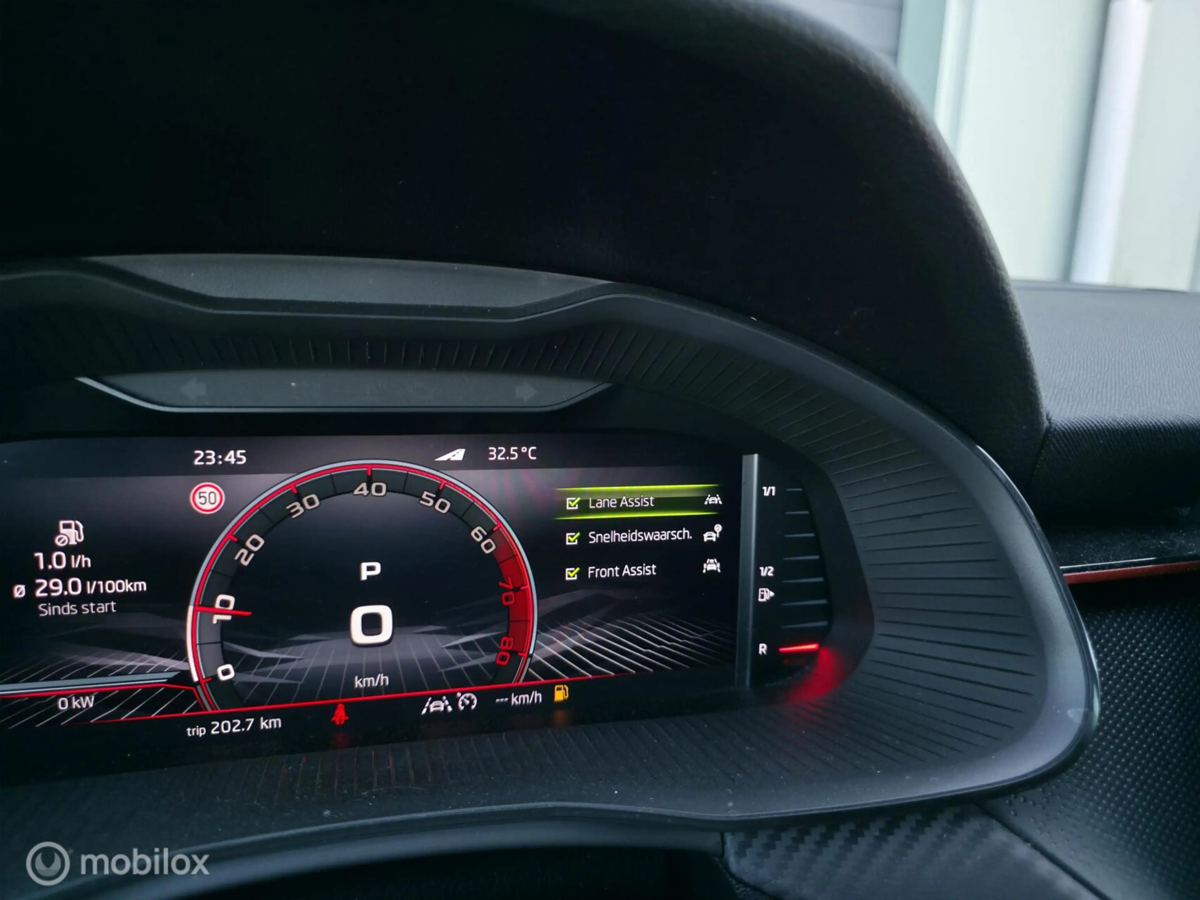 Skoda Scala 1.5 TSI ACT Monte Carlo / Pano / Cam. / Carplay — photo 18