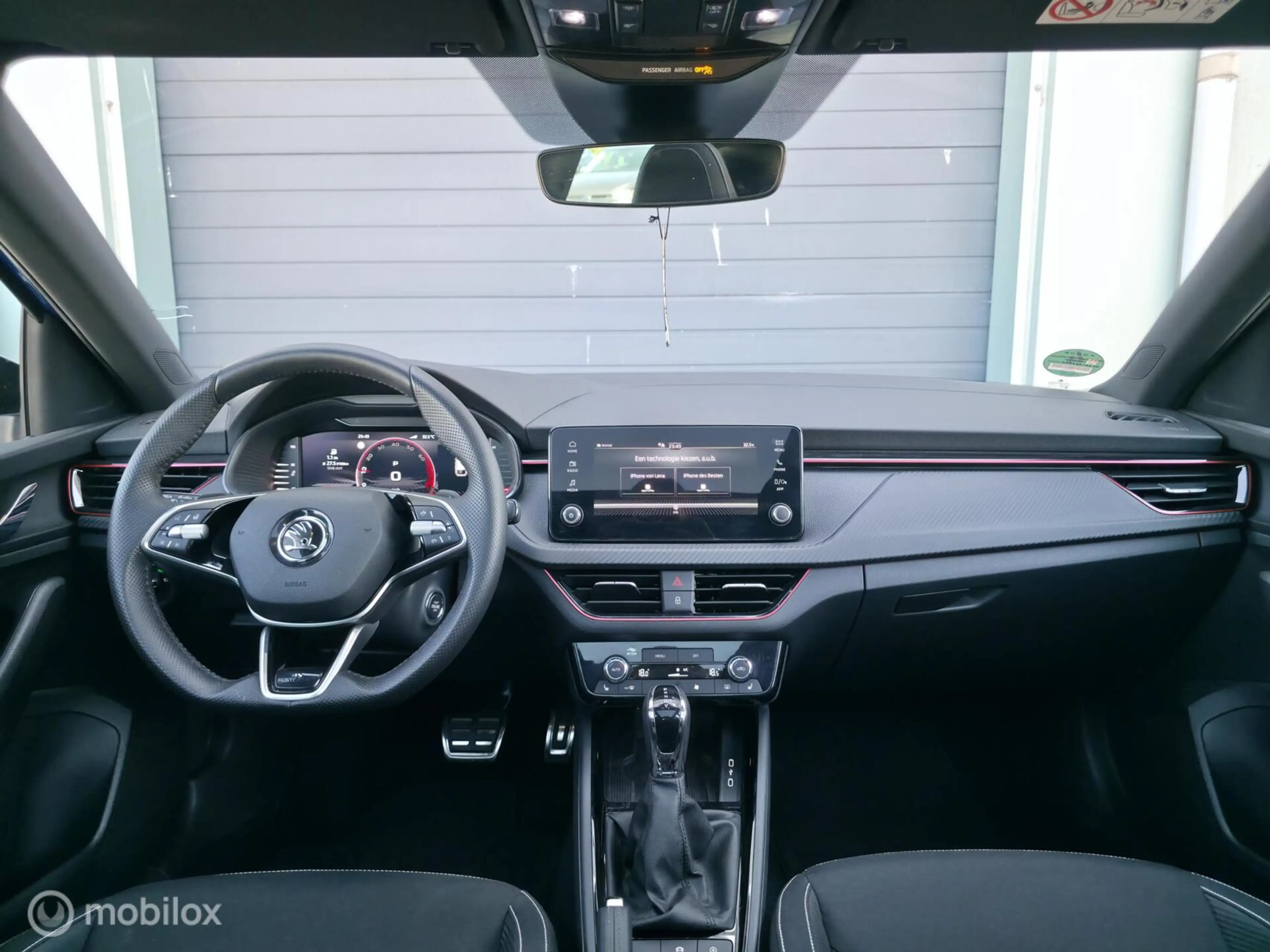 Skoda Scala 1.5 TSI ACT Monte Carlo / Pano / Cam. / Carplay — photo 12