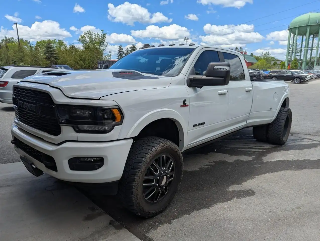 2023 RAM 3500