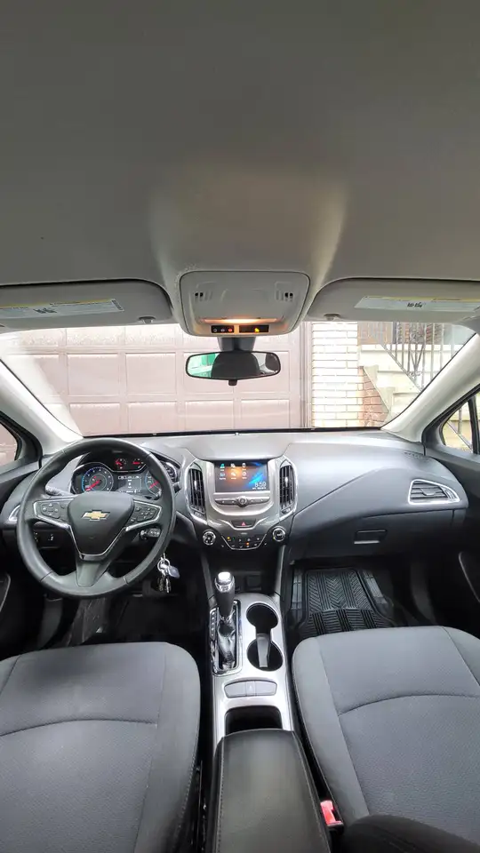 Chevrolet Cruze photo Chevrolet Cruze