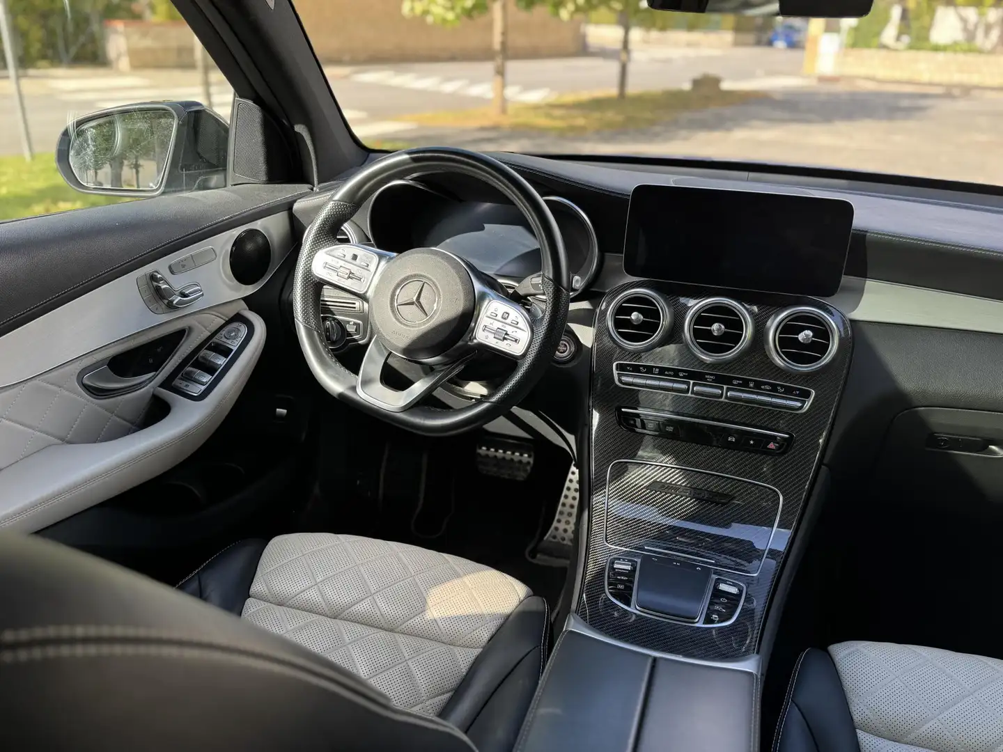 Mercedes-Benz AMG LINE Hybrid - BVA 9G-Tronic - 4-Matic PHASE 2 Blauw - 2