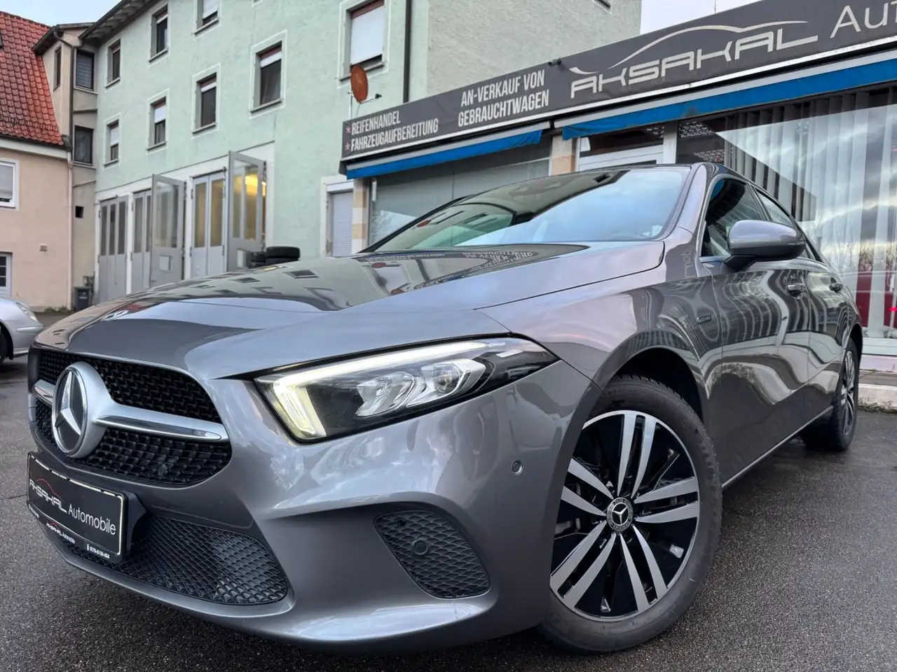 Mercedes-Benz A 250
