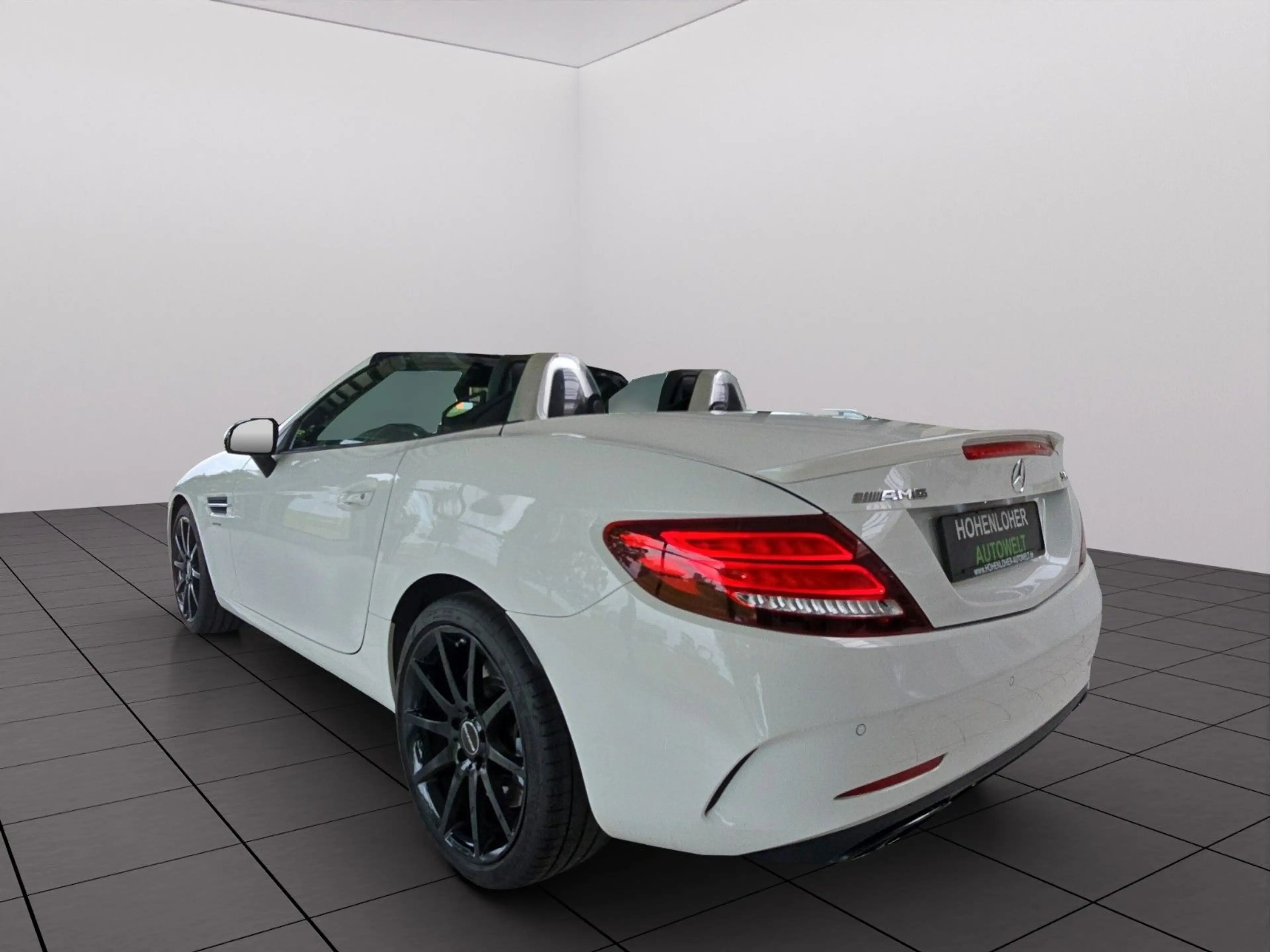 Mercedes-Benz SLC 43 AMG SLC Roadster  Automatik *AIR *LED * — photo 4