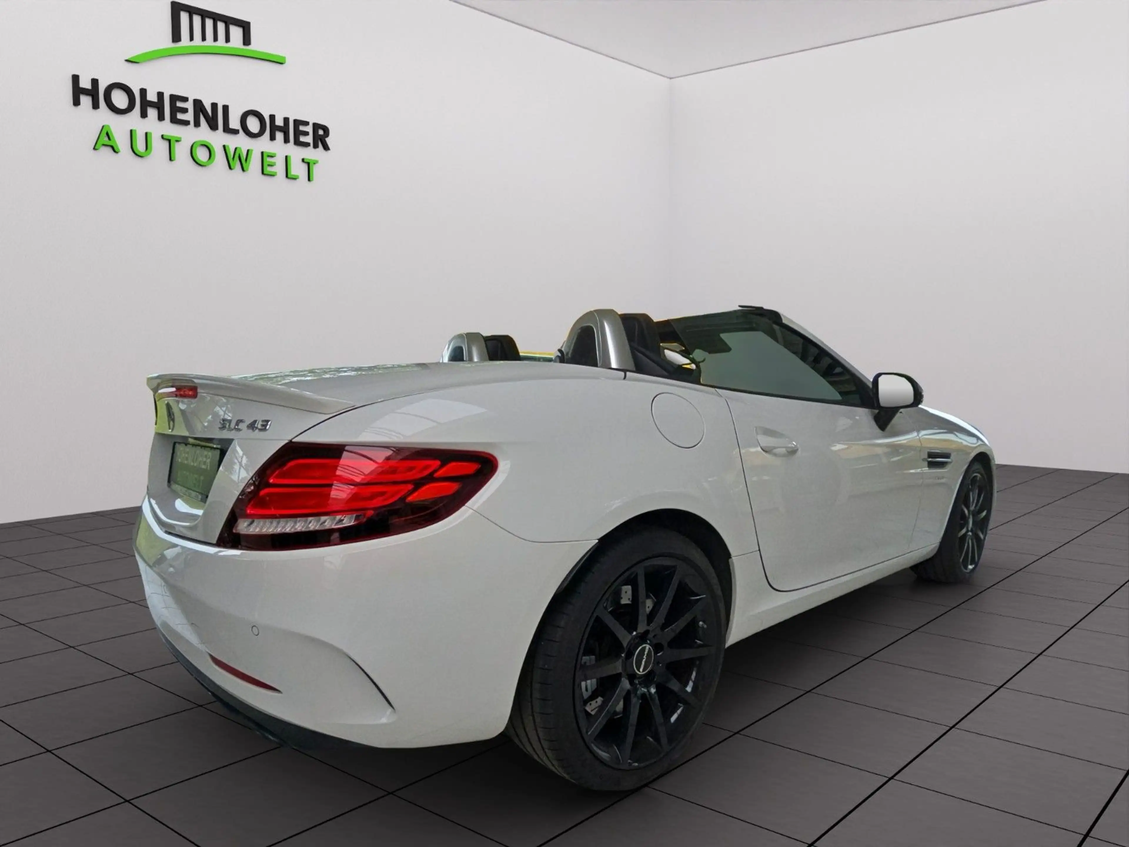 Mercedes-Benz SLC 43 AMG SLC Roadster  Automatik *AIR *LED * — photo 6